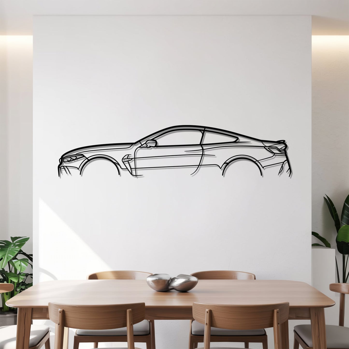 M8 (F92) – Kovová dekorácia na stenu auta