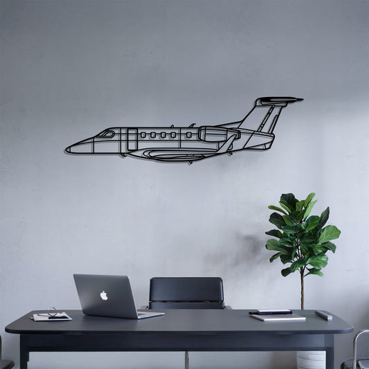 Phenom 300 – Kovová dekorácia na stenu lietadla
