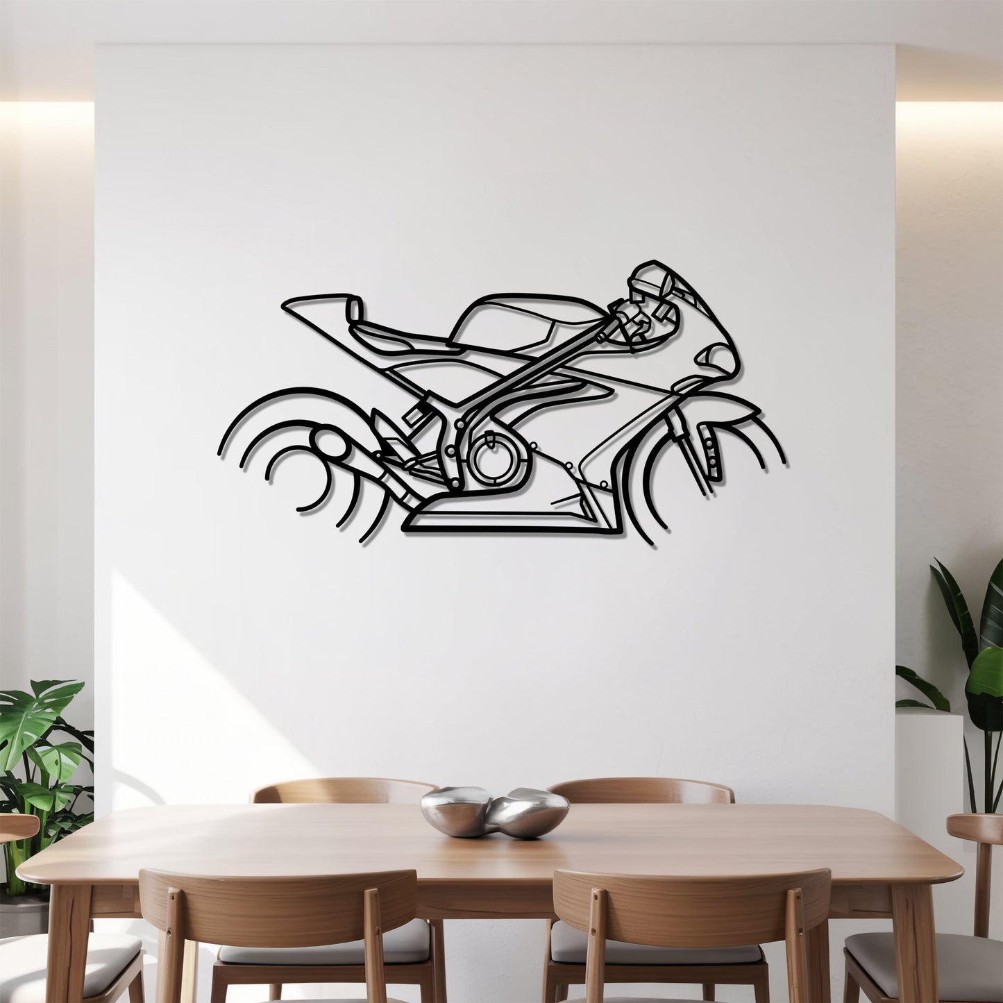 V4SV – Kovová dekorácia na stenu motorky